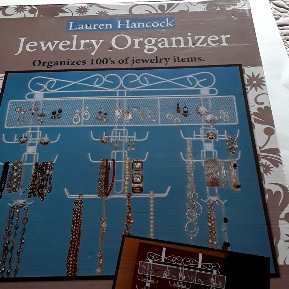 Lauren Hancock Jewelry Organizer - NEW